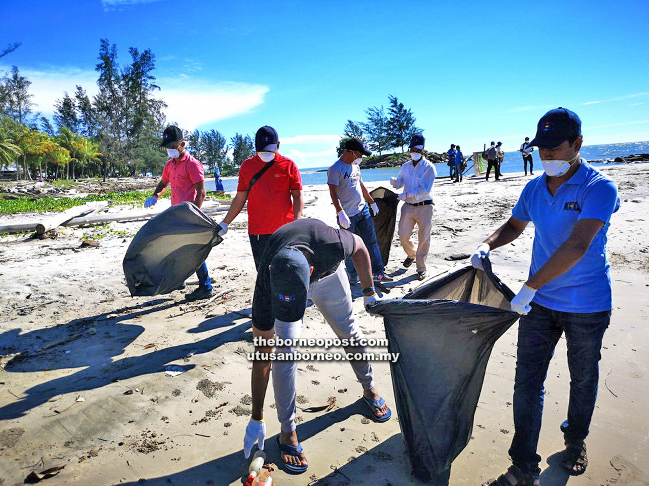 150 volunteers clean up riverbank