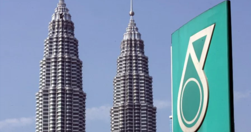 Malaysia considering selling stakes in Petronas to states