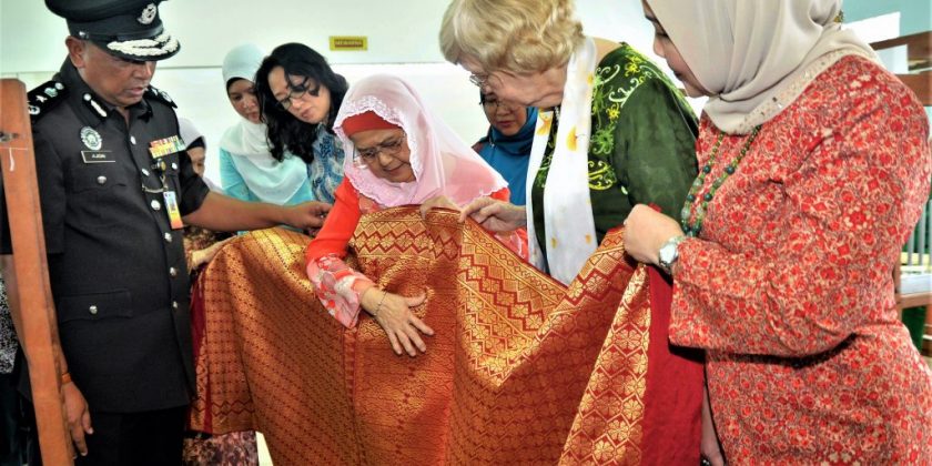 Plans afoot to make Puncak Borneo Prison a songket hub