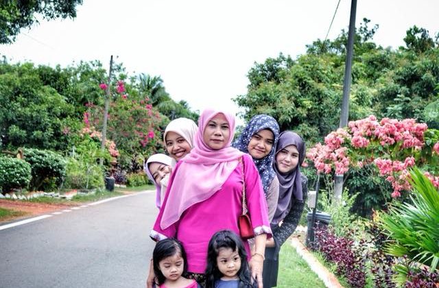 Warna warni aidilfitri with family