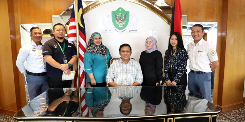 Perjumpaan Krew & Penyampai RadioKU bersama Yang Berhormat Datuk Dr Haji Abdul Rahman Junaidi, Menteri DBKU